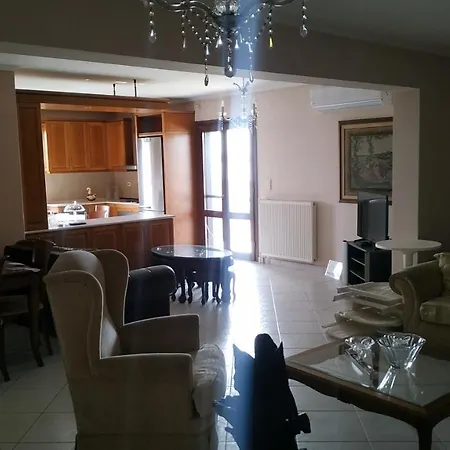 Holiday home Evgatisbeach Loyskoy 1