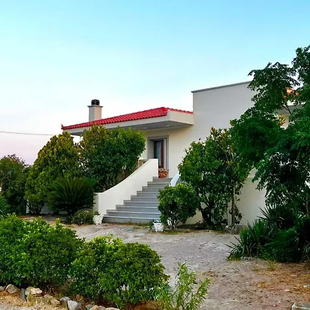 Evgatisbeach Loyskoy 1 Holiday home Thanos
